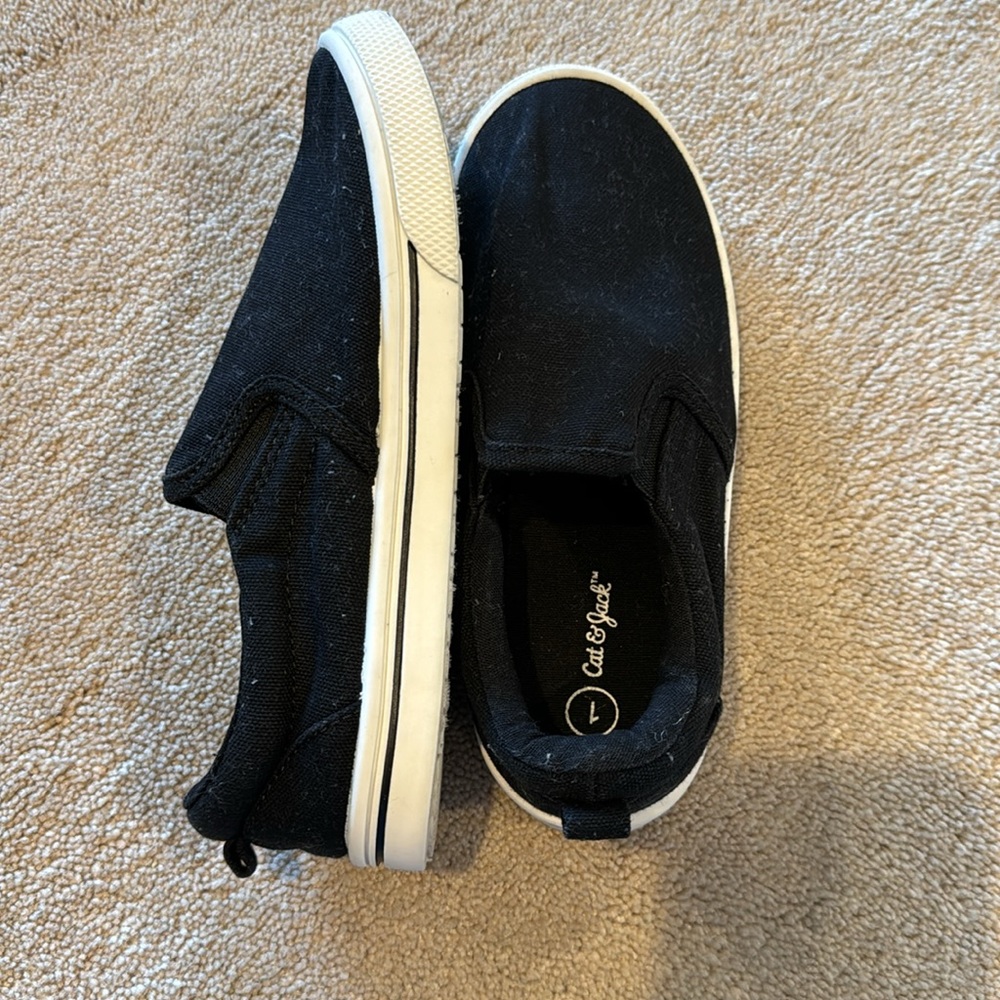 Cat & Jack Shoes - Picture 5 of 5